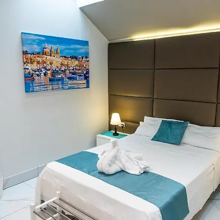 St. Peter's Pool Apartment *