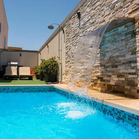 St. Peter's Pool 아파트 마르사실로크