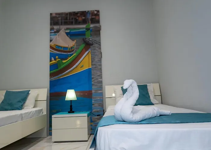 St. Peter's Pool Apartment *